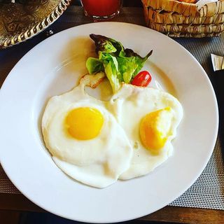 Omelette Nature, Œufs au Plat ou Brouilles