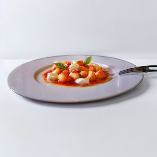 Gnocchi Con Tomate Y Mozzarella