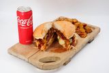 BBQ Burger i Coca-cola 330ml