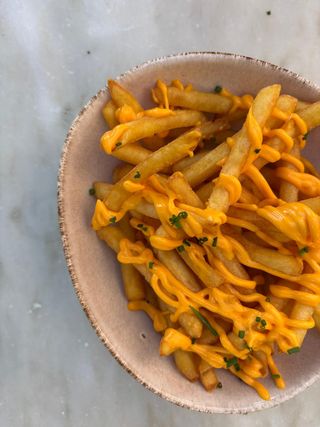 Batatas Fritas com Cheddar