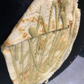 Crepe Con Salsa Lotus