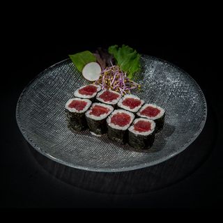 31. Maki De Atún (8 Uds.)