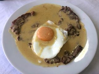 Prego Cervejeiro no Prato (Médio)