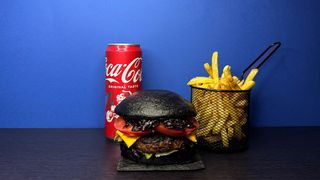 Premium Truffle burger + pomfrit + coca cola