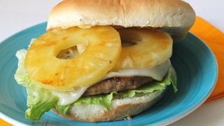 HAMBURGUESA HAWAIANA POLLO (menu)