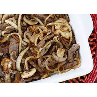 Beef With Onion And Green Chilly