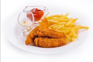 Menu Enfant Nuggets Poulet / Frite / Jus Et Surprise