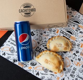Combo 2 Empanadas + 1 Bebida