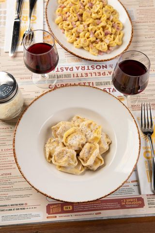 Cappelletti cacio e pepe