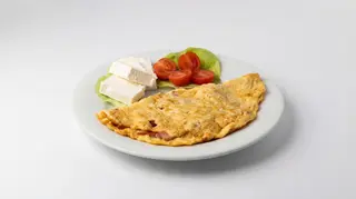 Omlet sa pečenicom