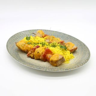 FRIGĂRUI DE CURCAN CU HALLOUMI