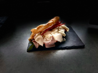 Scoverga cu cremă de brânză, cașcaval si șuncă