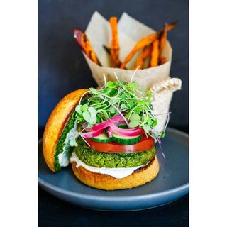 Falafel Burger