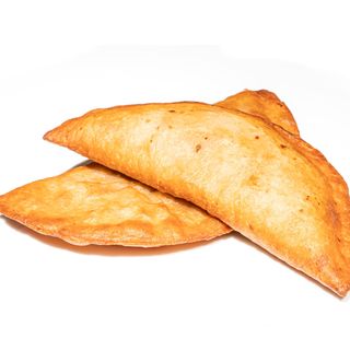 2x Cheburek de Carne Vaca