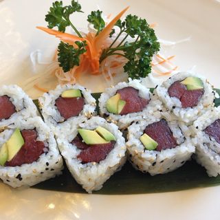 Uramaki maguro maki