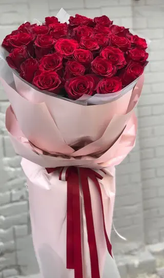 31 de trandafiri roșii — Ofertă specială!!