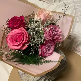 5 ROSAS MIX