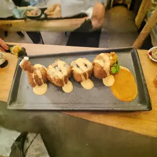 103.Uramaki Tempura Langostíno Tempuritzado (4 Uds.)