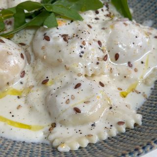 Calabaza Y Mozzarella Con Salsa 4 Quesos