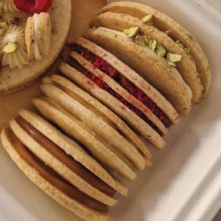 Maicena Y Dulce De Leche X 2 Unidades