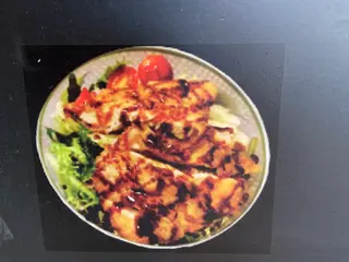 Ensalada De Pollo Frito