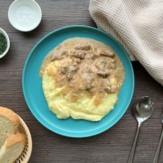 Бефстроганов из говядины с грибами