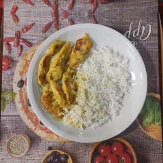 Пиле с Мед, Къри и Задушен Ориз (400гр.)