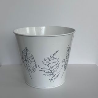 Кашпо з візерунком , біле 