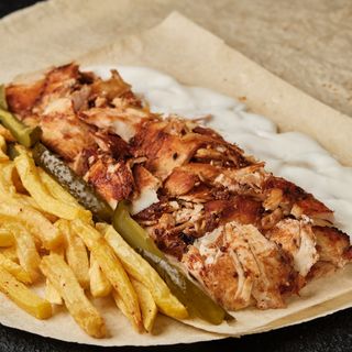 Шаурма з куркою та картоплею