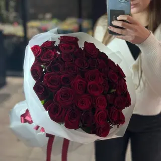 41 червона троянда 