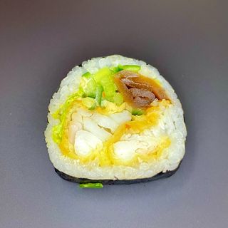 Futomaki pieczone hamachi