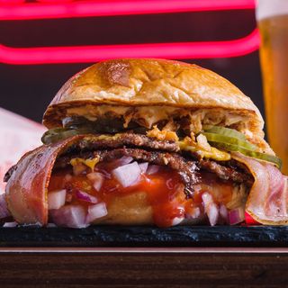 Hamburguesa Mortal Kombat