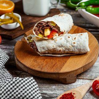 Shaorma de vita - pui  la lipie mare 600 gr