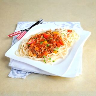 Спагетти в болоньезе