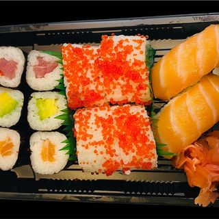 California box (12 pzs.)