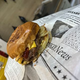 Smash burger 100 g wołowiny