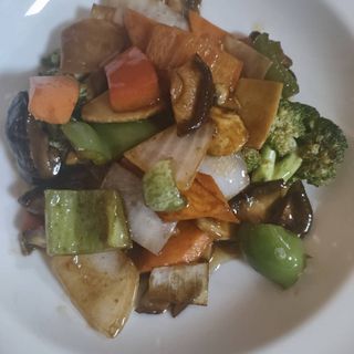 56     Verdura Salteada