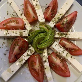 Ensalada De Tomates Aliñados