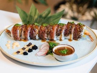 Black Pepper Tuna / 8 szt.