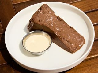 Słony czekoladowy sernik baskijski (180g)