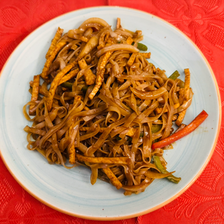 Tallarines De Arroz Con Tofu