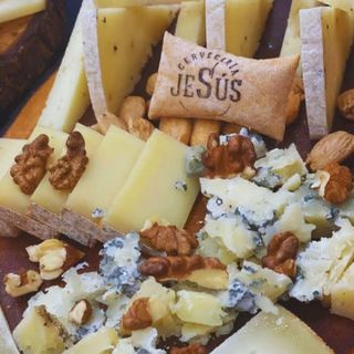 Tabla De Quesos (Ración)