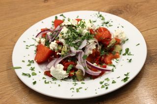 Жътварска салата (350г)