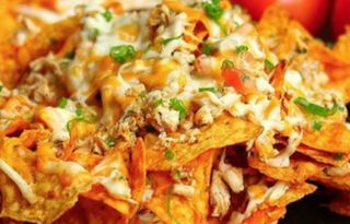 Nachos Con Pollo