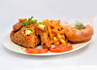 Frites + ¼ Poulet Frit