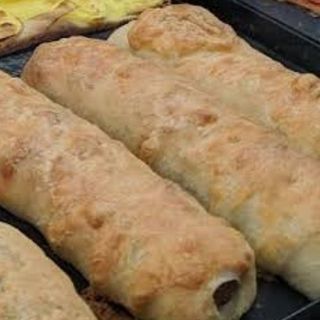 Calzone salsiccia, verdure, mozzarella