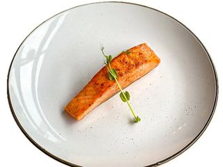 Grillowany łosoś (100g)