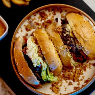 Burger Barbe-Cute  + Soda & Tenders