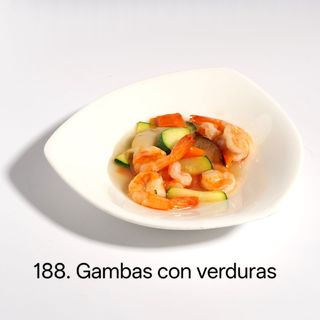Wok de gambas con verduras