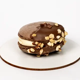 Десерт "Macarons-Snickers" BIG (0,055 кг)